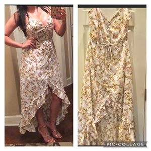 SEXY FLOWY CHARLOTTE RUSSE BEIGE / FLORAL SUNDRESS SPAGHETTI STRAPS Sz M